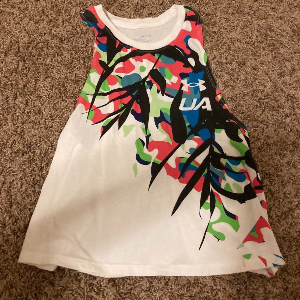Under Armour White Athletic Tank Top Small Sleeveless Heatgear Loose Floral